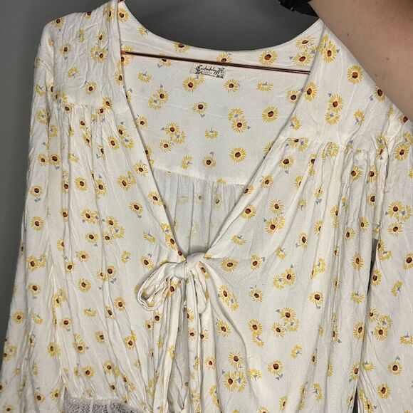 Free People Intimately Womens Bodysuit Medium White Floral Sunflower Lace Bottom - Picture 4 of 12